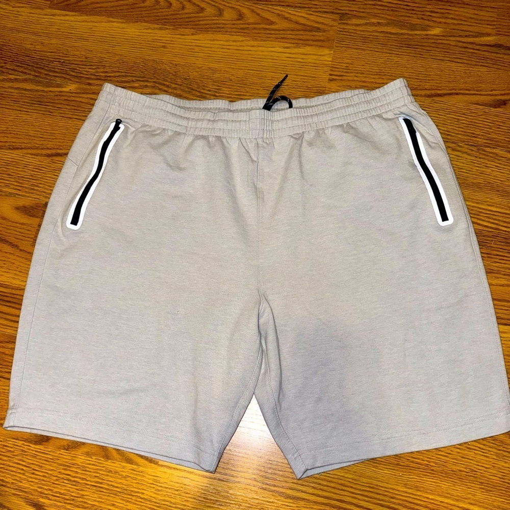 Old Navy active dynamic fleece grey shorts men size 2XL